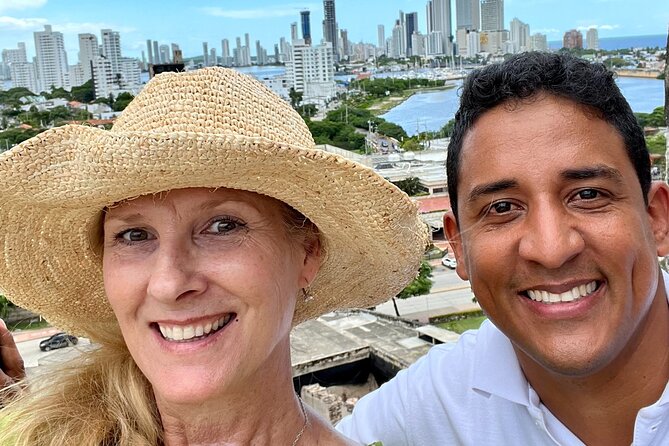 Cartagena Unforgettable: Half Day Private City Tour (Also for Cruisers) - Bocagrande and the bay: a quick look at modern Cartagena