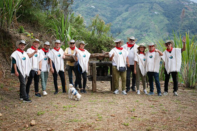 Coffee Tour with arrival on horseback and sugar cane processing - Who will enjoy this coffee farm visit?