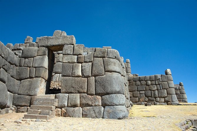 Cusco 4-Hour Private Tour Including Sacsayhuaman and Qenqo - Qorikancha and the Spanish layer of Cusco