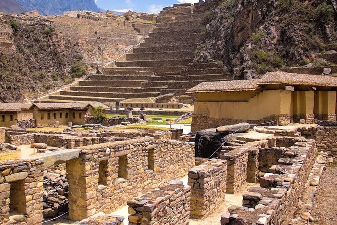 Cusco 7 days Tour in Machu Picchu, Humantay Lake and Vinicunca - Vinicunca and the 5,020-meter viewpoint