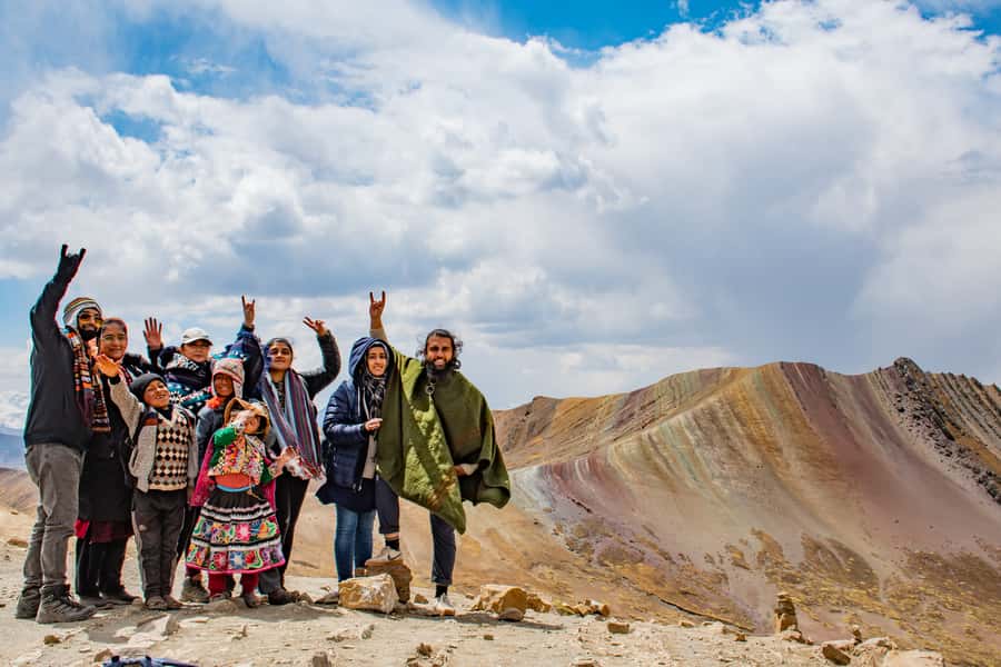 Cusco: Full-Day Palcoyo Rainbow Mountain All-Inclusive Tour - The 3.5-hour road from Cusco