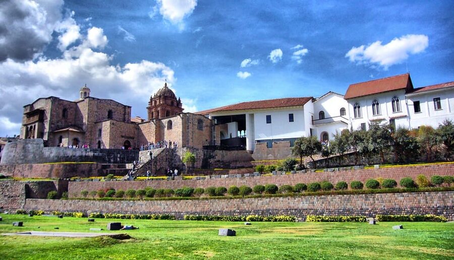 Cusco: Half-Day City Tour with Sacsayhuaman and Q'enco - Tambomachay: water channels and a gentler finish