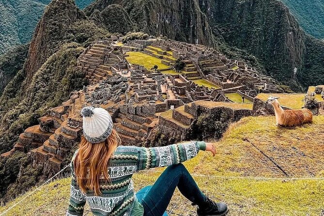 Cusco in 2-days: Sacred Valley and Machu Picchu - The 4 a.m. transfer sets the tone for Day 2