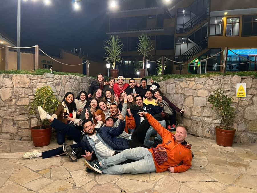 Cusco: Pub Crawl with Skip-the-Line Access and Drinks - Starting above the fountain in San Blas Square