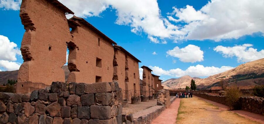 Cusco: Scenic Route of the Sun to Puno with Buffet Lunch - Raqchi around 10:15 AM: the most striking ruins