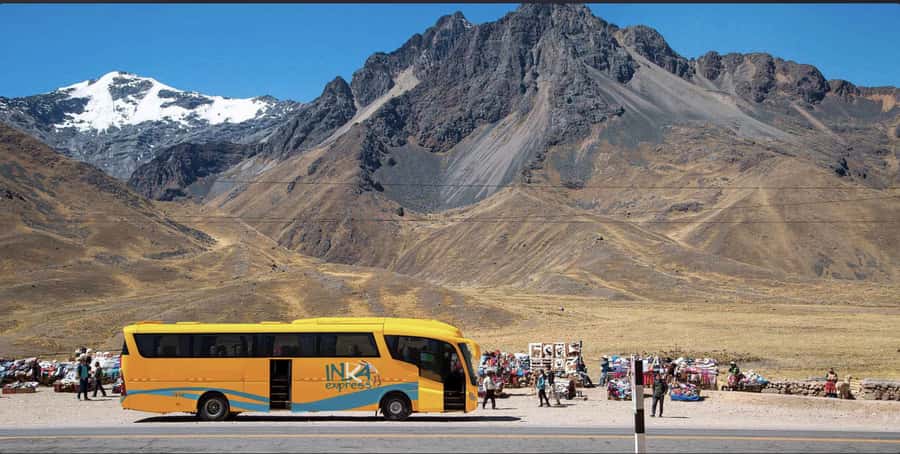 Cusco: Scenic Route of the Sun to Puno with Buffet Lunch - Starting early at Alameda Pachacuteq