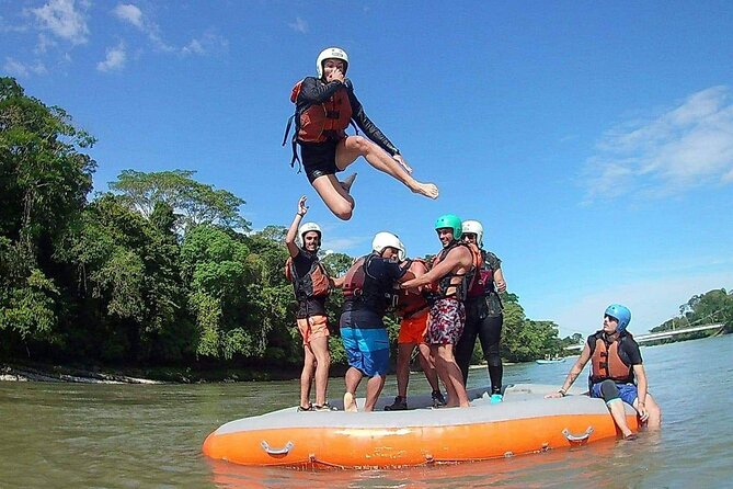 Day rafting experience from Tena with lunch - A 27-kilometer run through the Jatun Yaku valley