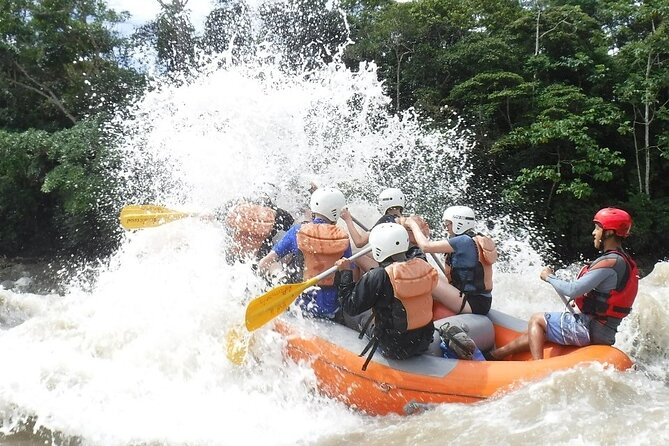 Day rafting experience from Tena with lunch - What class III rafting feels like here