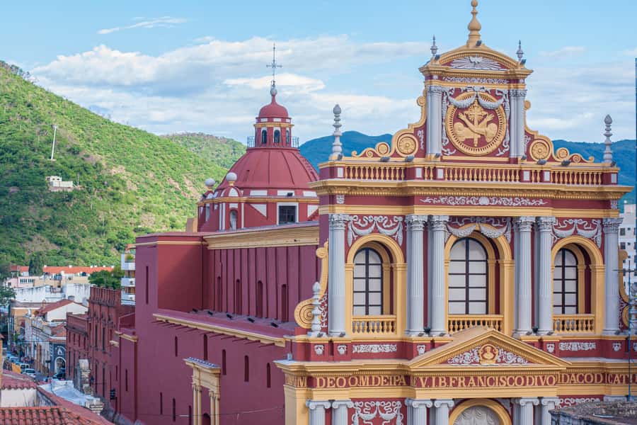 Discover Salta and enjoy the city with a photojournalist - Who should book this experience
