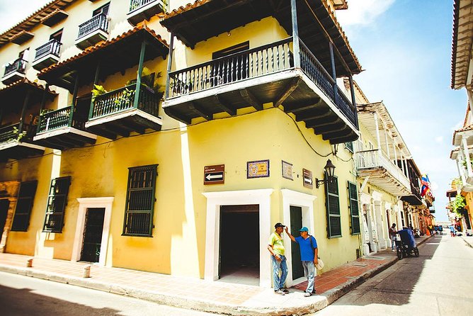 Do it yourself 11 days tour in Colombia (customizable) - Cartagena gives you two different Caribbean days
