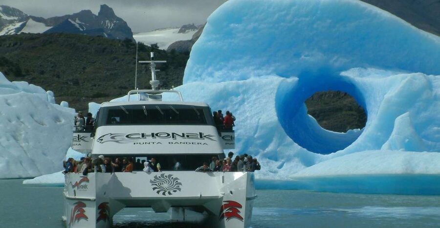 El Calafate: All Glaciers Boat Trip - Entering the Spegazzini Channel