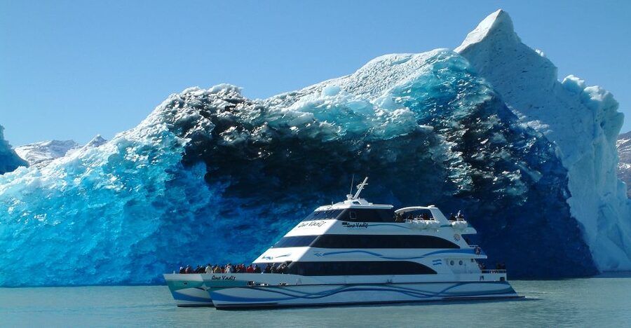 El Calafate: All Glaciers Boat Trip - What the guiding is like
