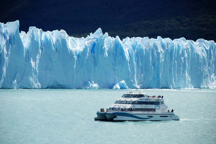 El Calafate: Glaciers Gourmet Experience - Full Day Cruise - Starting at La Soledad Port
