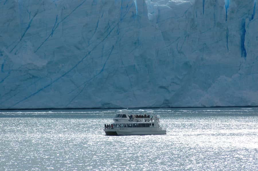El Calafate: Perito Moreno Glacier & Optional Boat Cruise - Should you add the one-hour boat cruise?