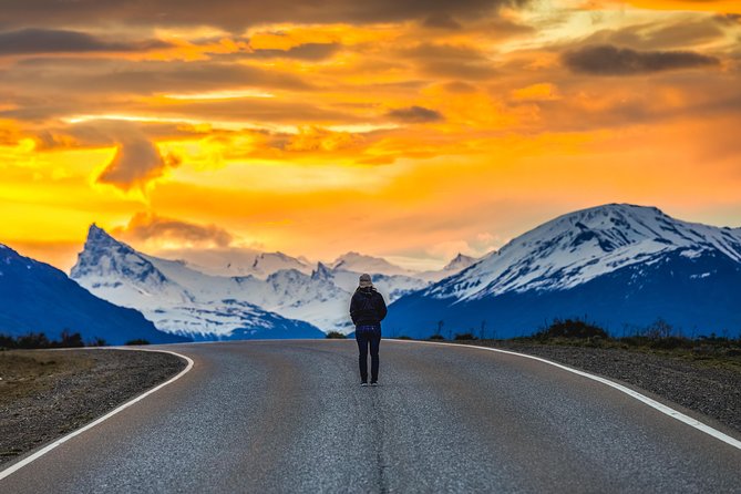 El Chaltén with Trekking from El Calafate - Mirador de los Cóndores: the stronger walk