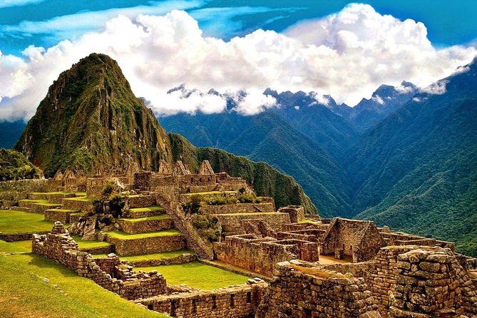 Epic Machu Picchu 2-Day Adventure by Car with Overnight Stay - Returning to Aguas Calientes and beyond