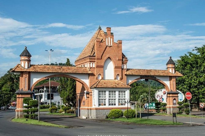 European Valley - Blumenau and Pomerode - Vila Germânica, lunch, and the best photo stop