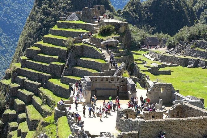 Excursion to MachuPicchu from Cusco with lunch | Private Service| - The train from Ollantaytambo to Aguas Calientes