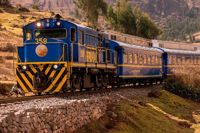 Excursion to MachuPicchu from Cusco with lunch | Private Service| - The bus climb to Machu Picchu