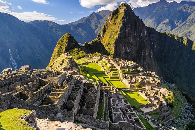 Excursion to MachuPicchu from Cusco with lunch | Private Service| - Two hours among the Machu Picchu ruins