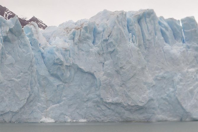 Excursion to the Perito Moreno Glacier, with guide and transfer to / from the hotel - What the $75.05 price really covers