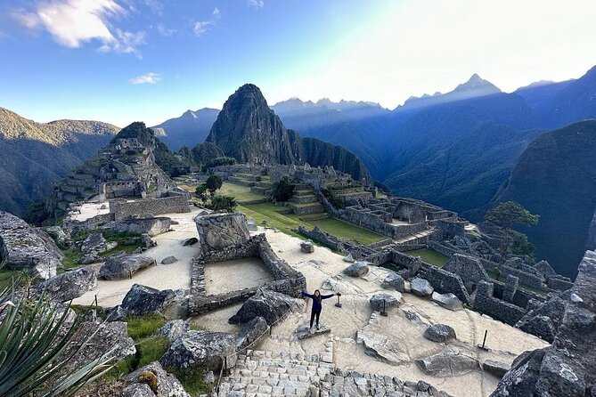 Excursion to the Sacred Valley and Machu Picchu by Panoramic Train - What is included, and what still costs extra