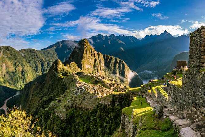 Excursion to the Sacred Valley and Machu Picchu by Panoramic Train - Ollantaytambo before the train