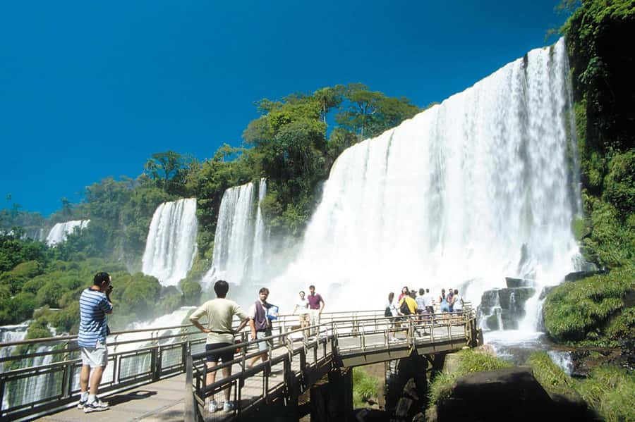 Explore Iguazu Falls in Brazil: An Unforgettable Experience - Riding Rodovia Das Cataratas to the park