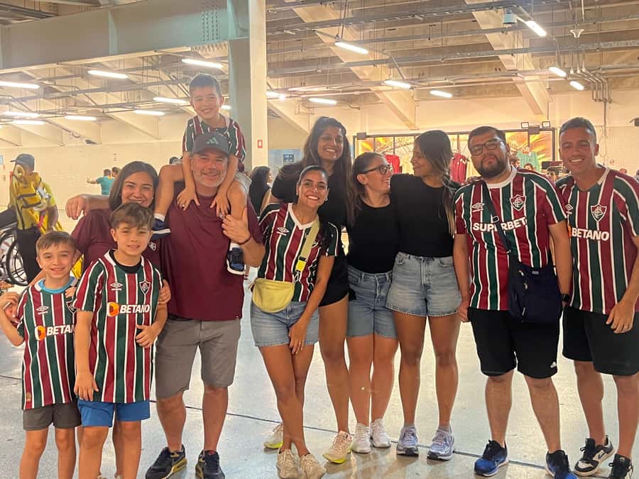 Fluminense Football Match at Maracanã with Local Hosts - What to bring and what to wear