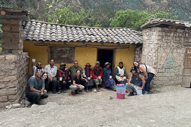 Food and Culture Full day Tour in the Sacred Valley - The mountain road to Huilloc