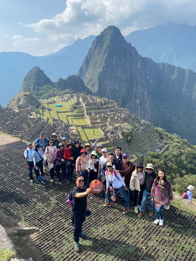 From Aguas Calientes: Machu Picchu guided tour with tickets - Starting in Aguas Calientes and getting organized