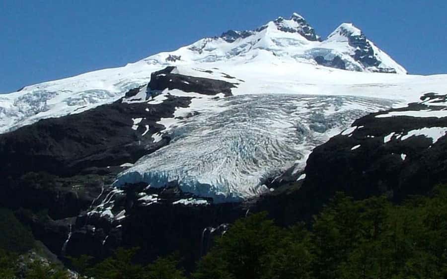 From Bariloche: Cerro Tronador Full-Day Tour - Isla Corazón offers one of the best viewpoints