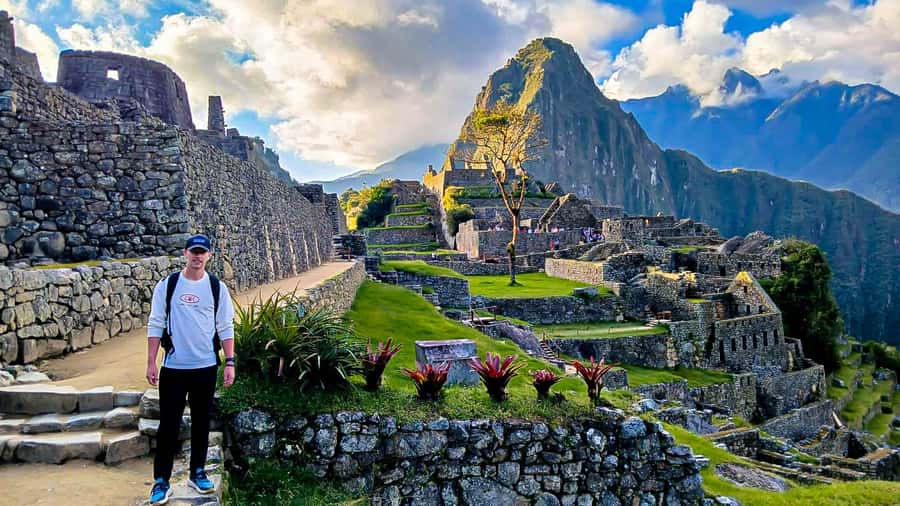 From Cusco: 1-day Machu Picchu Tour by Train - Two hours inside Machu Picchu
