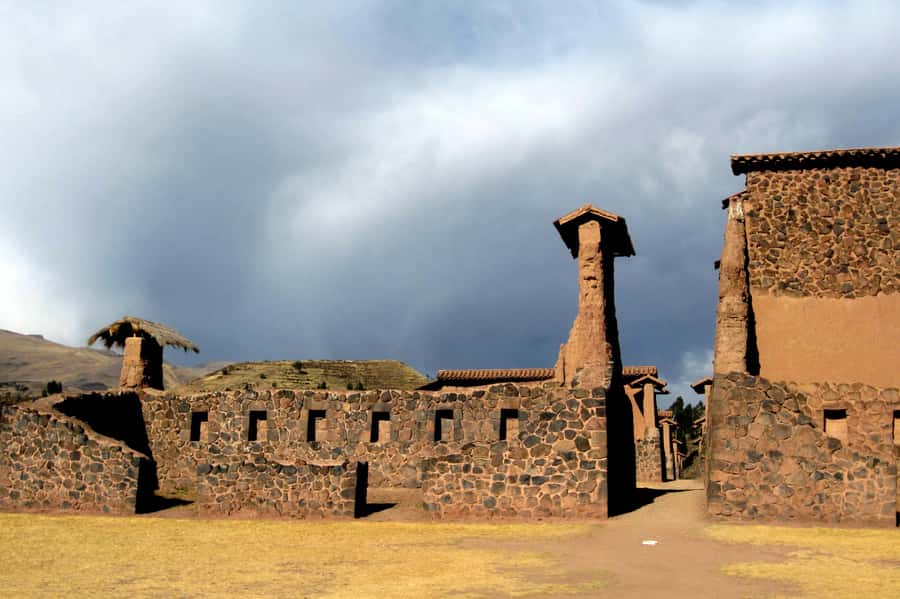 From Cusco: 2-Day Lake Titicaca Tour - Raqchi brings Inca-era ruins into the day