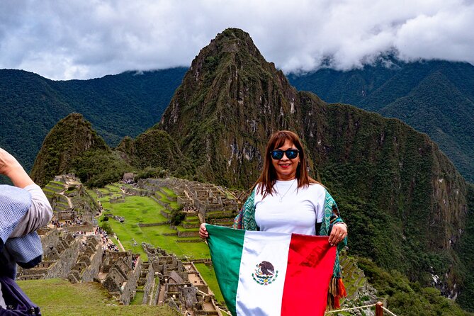 From Cusco - 2-Day Tour to the Sacred Valley and Machu Picchu with Lunch - Trains, transfers, and the hidden price of waiting