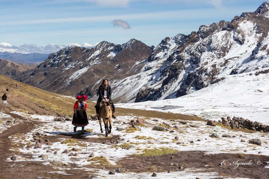 From Cusco: 7 Lakes Ausangate Trek with Breakfast and Lunch - Lunch and hot springs in Pacchanta