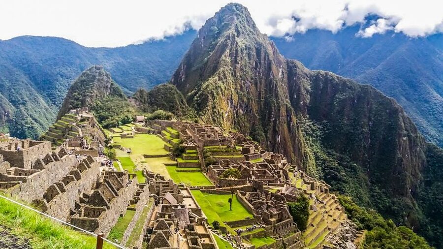 From Cusco: Full-Day Group Tour of Machu Picchu - Rain, cloud, and the right attitude