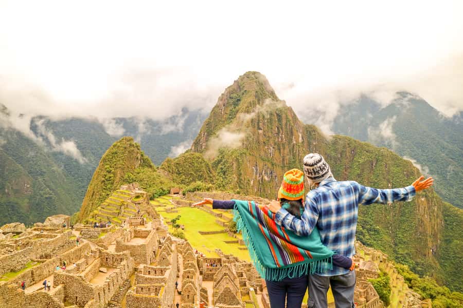 From Cusco: Machu Picchu Full-Day Guided Tour - The pre-tour meeting makes the early start easier