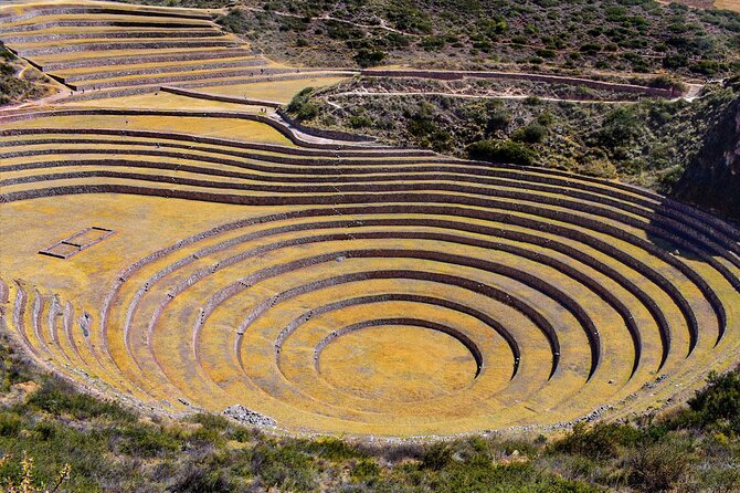 From Cusco: Moray, Maras Salt Mines & Chinchero Weavers Half-Day - What the guide adds to the day