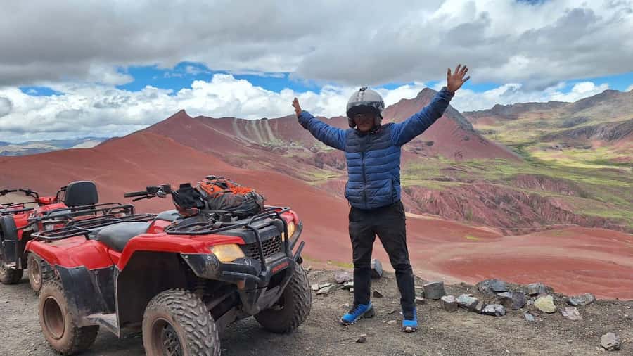 From Cusco: Mountain of colors and red valley on ATVs - The 3:30 AM start and the long road east