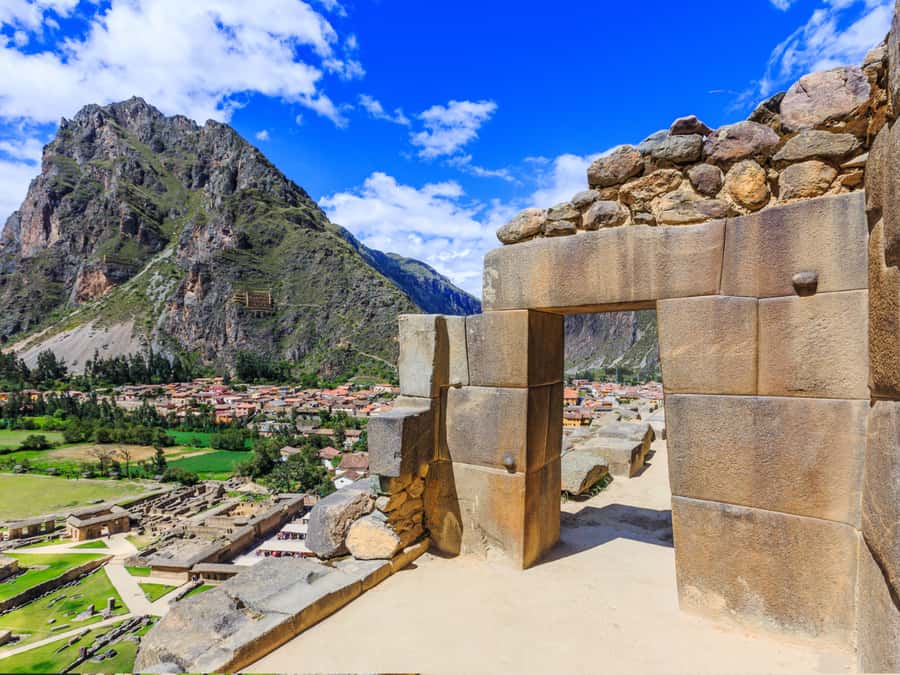 From Cusco: Sacred Valley & Machu Picchu 2-Day Tour by Train - Maras salt ponds and the best photo stop