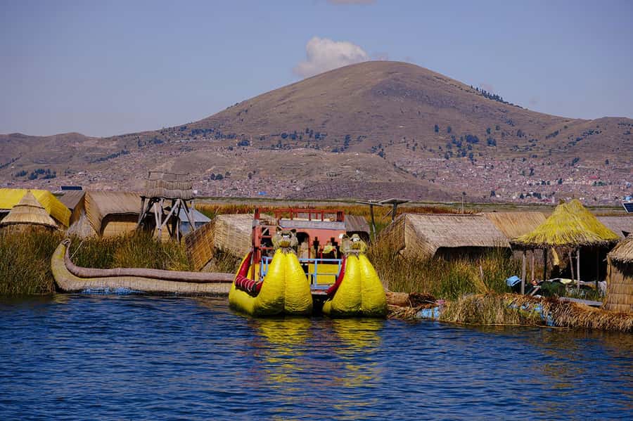 From Cusco: Titicaca Lake - Full day tour with sleeper bus - Returning to Cusco before dawn