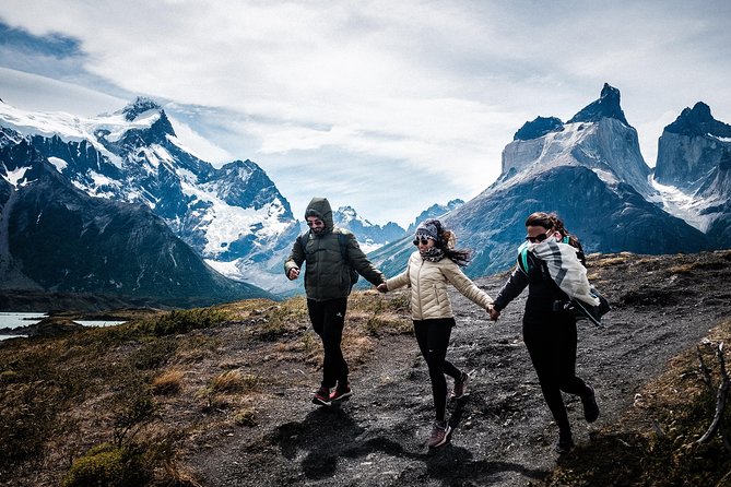 From El Calafate: Full-Day Tour to Torres del Paine - The 6:30 a.m. pickup and the ride south