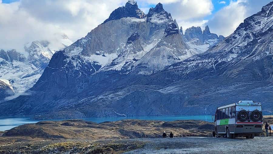 From El Calafate: Torres del Paine Full Day Tour - Lunch, rest stops, and what to bring