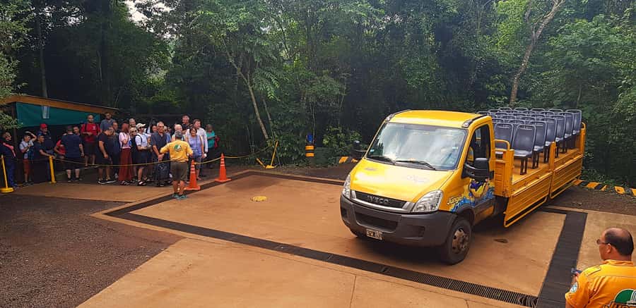 From Foz do Iguaçu: Argentinian Iguazu Falls with Boat Ride - Walking the Argentinian side after the boat