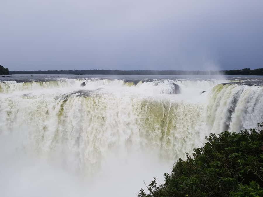 From Foz do Iguaçu: Iguazú Falls Boat Ride Argentina - Key points to know before you book
