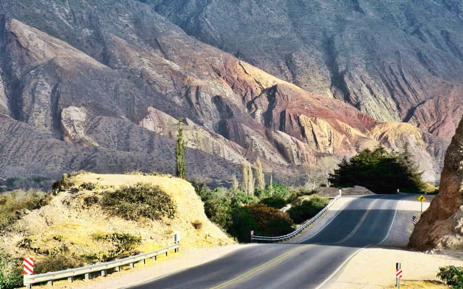 From Jujuy: Serranías de Hornocal with Quebrada de Humahuaca - Uquía and the Arcabuceros Angels