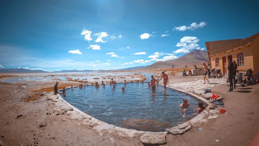 From La Paz: 4-Day Trip to San Pedro de Atacama w/Salt Flats - Flamingo lagoons and Laguna Colorada