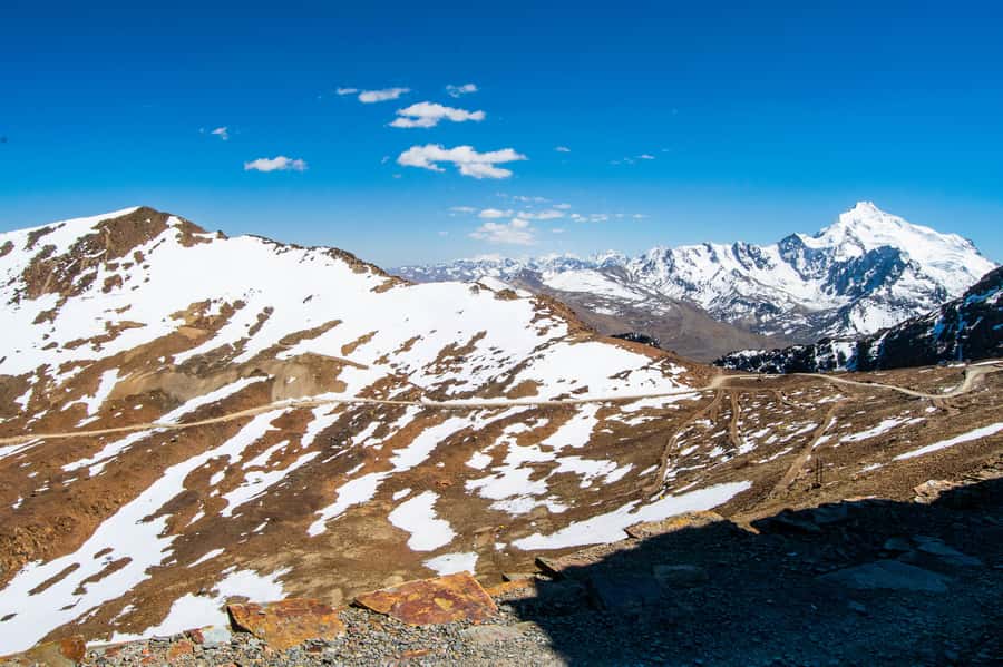 From La Paz: Day Trip to Chacaltaya and Moon Valley - Who will enjoy this day most