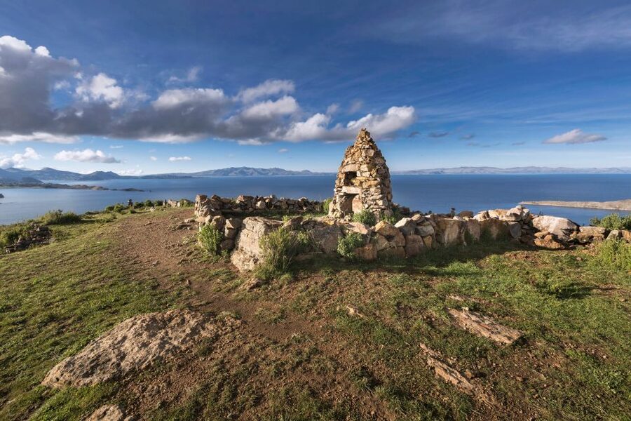 From La Paz: Titicaca, Copacabana, and Isla del Sol Day-Trip - Copacabana before the late bus